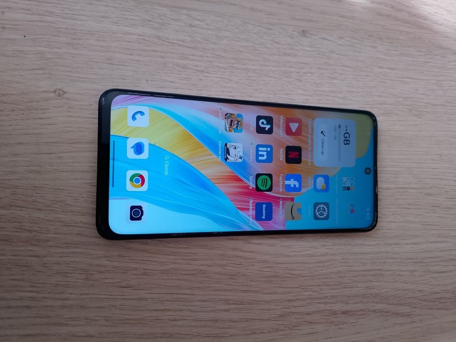 Vind telefon oppo a98 cu 8+4 gb rami