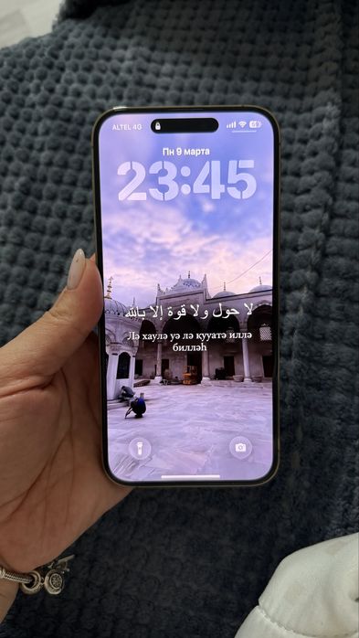 Продам Айфон 14 про макс 512гб