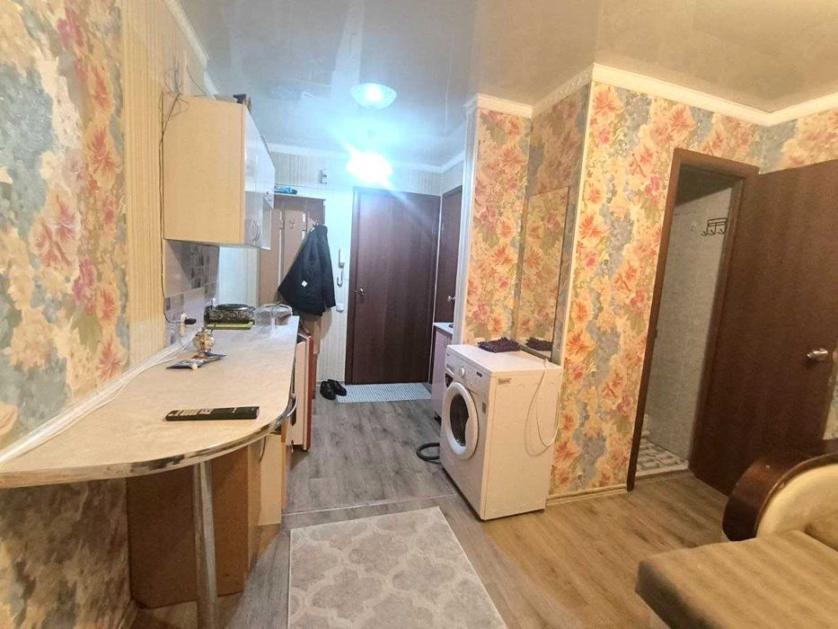 Продам однокомнатную Центр