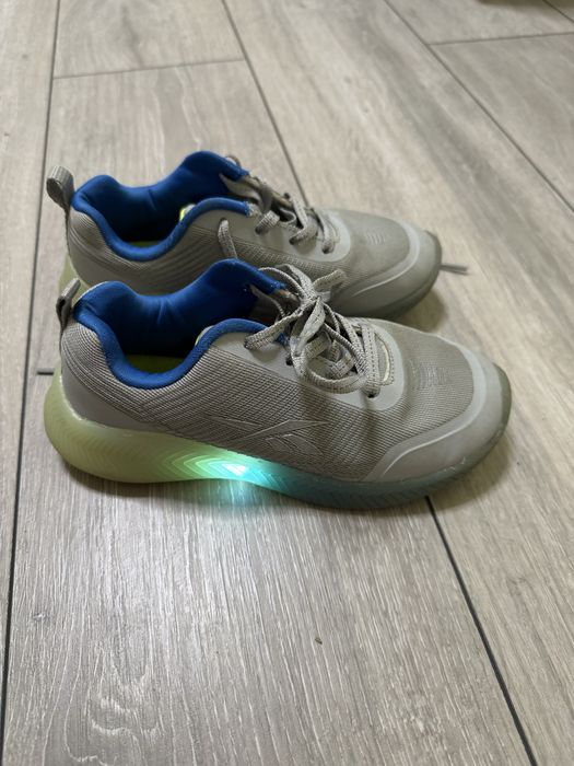 Детски маратонки Reebok стелка 19 см