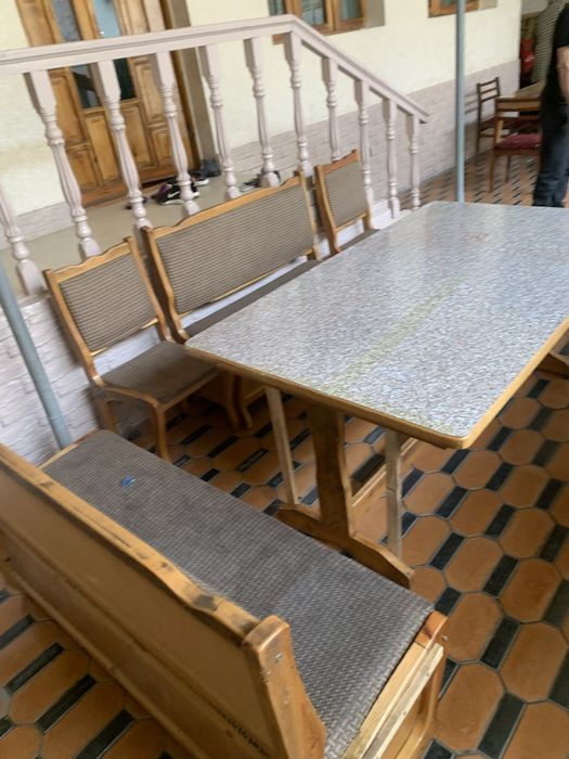 Кухонный уголок сотилади