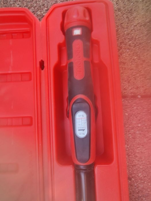 Cheie dinamometrică teng tools  3492p500
