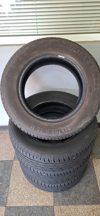 4бр. 215/65/16 Gislaved SUV 7.5mm грайфер, дот 23г.Безплатен монтаж