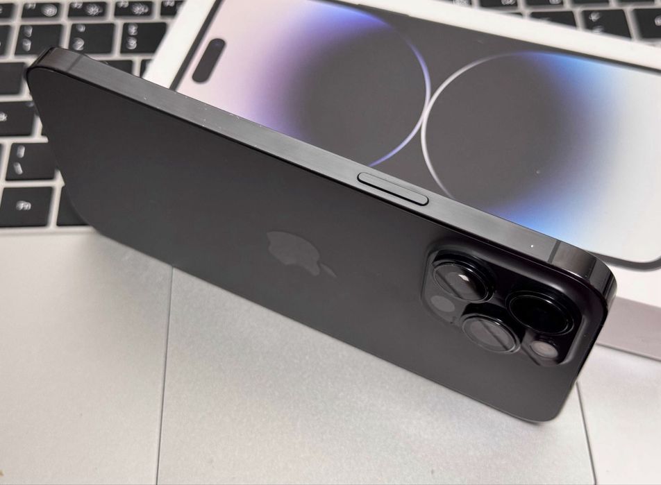 iPhone 14 PRO MaX cu 94 % Bateria