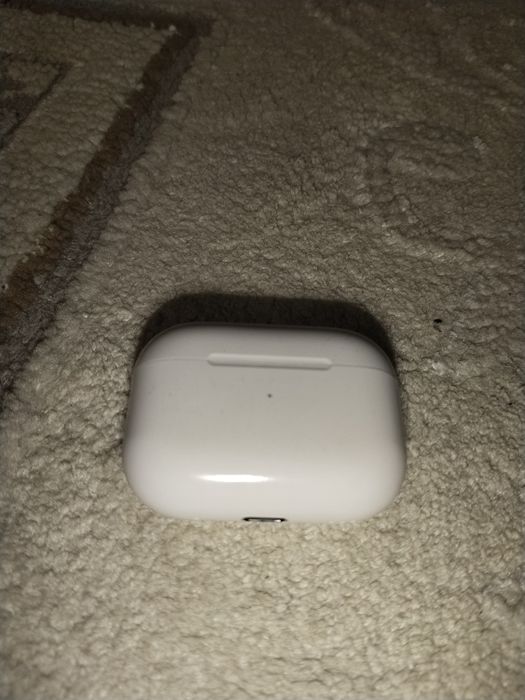 Air pods 2pro treat