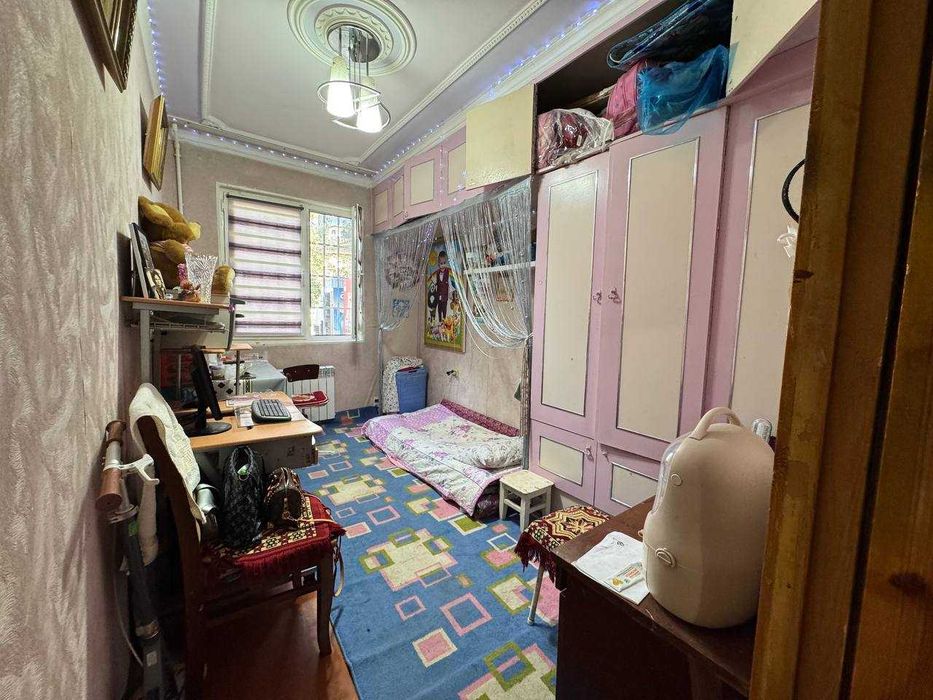 Прдаю квартиру мечеть думбрабад 3/1/4  62 м2 Первая линия. под нежилой