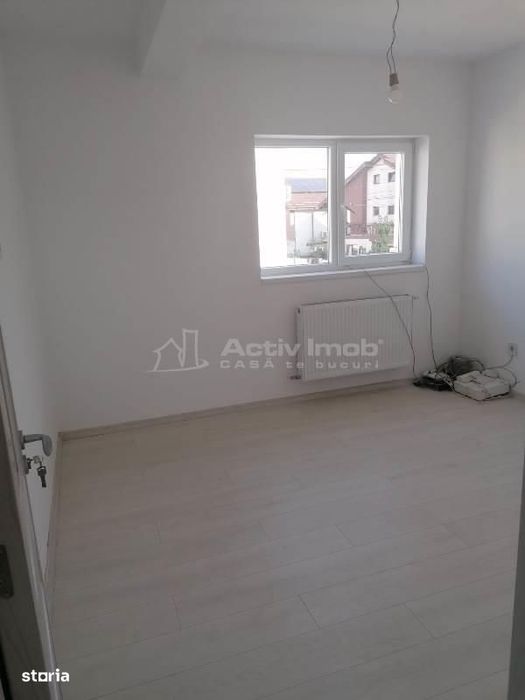 VANZARE - CASA SAU SPATIU COMERCIAL - Locuinta si sau Afacere - Vila