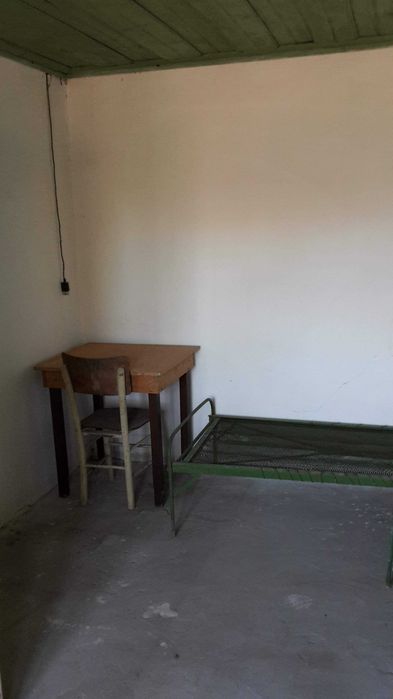 Продава двуетажна къща