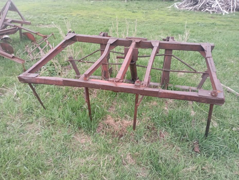 Трактор продам МТЗ82