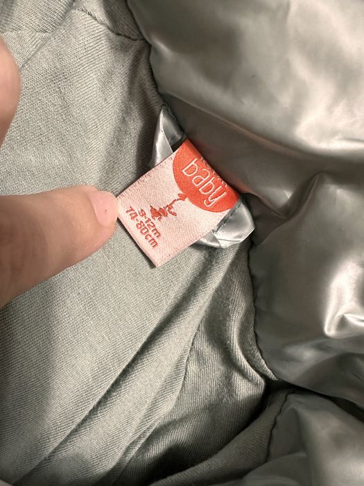 Продам зимнюю куртку на девочку