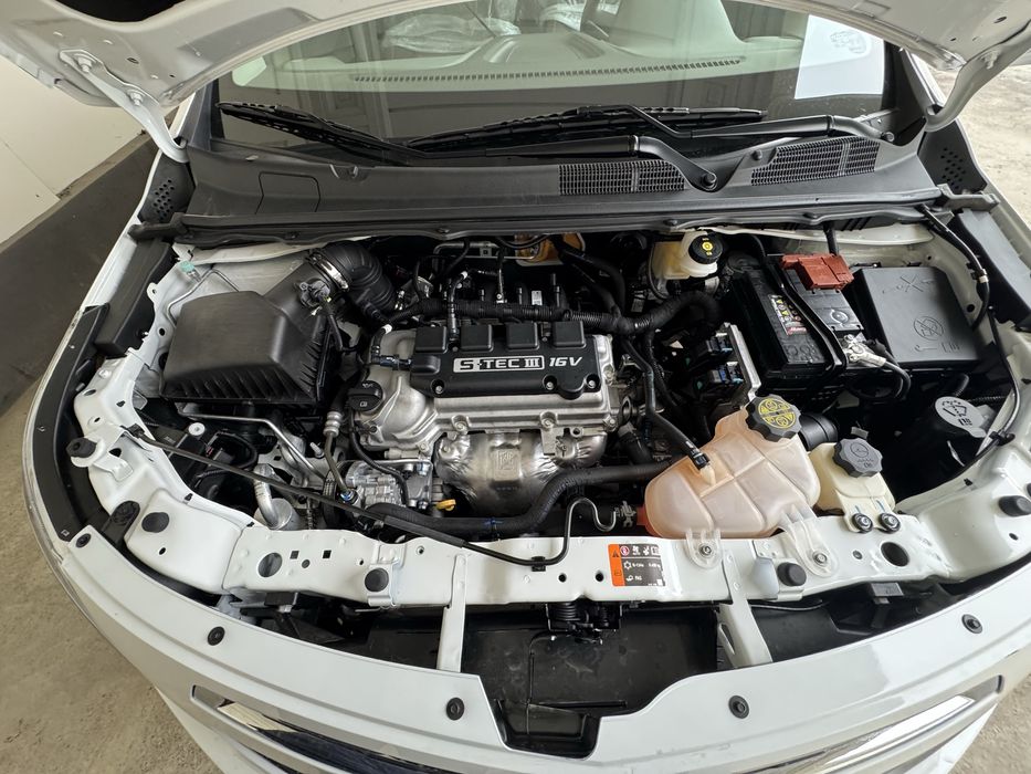 Шевролет кобалт 2023-24 автомат 6000км юрган