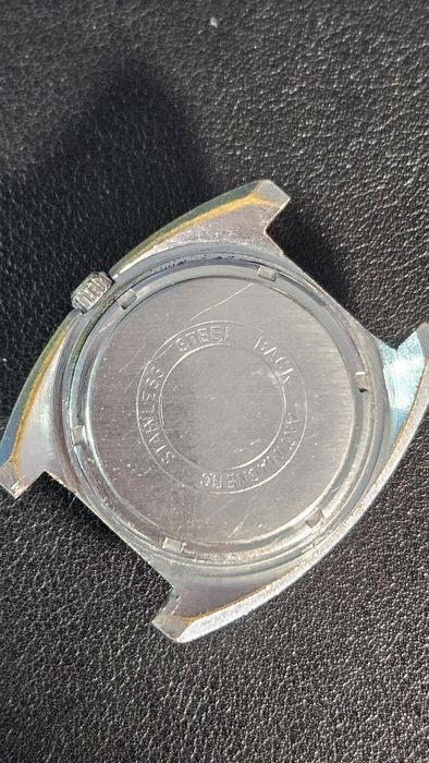 Ceas Mortima Mayerling Defect