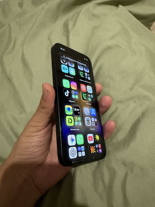 Продам айфон 13, iPhone 13