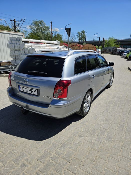 Toyota  avensis combi