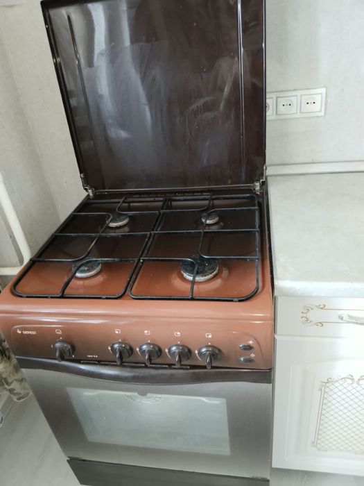 Продам газплиту
