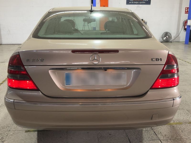Mercedes-Benz E-Klasse E 270 CDI Elegance 2004