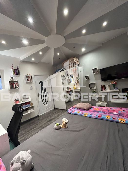 Продава се Двустаен апартамент в София, Дружба 1 - 68 кв.м за 2750 €/кв.м - Снимка #11