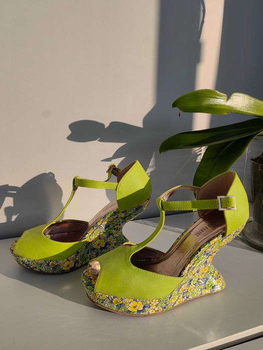 Сандали цвят лайм