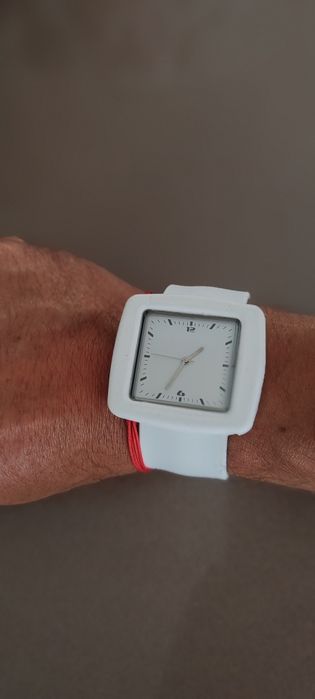 Часовник Slap On Watch