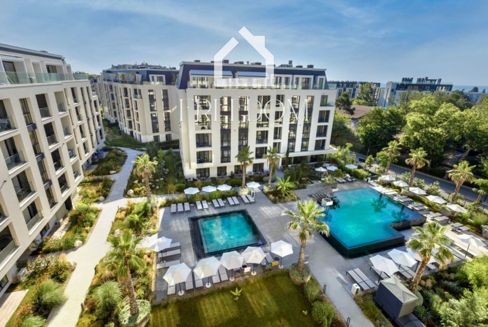 Двустаен апартамент в луксозен комплекс Azur Premium