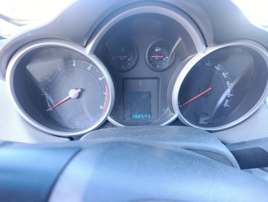 Шевроле Круз 2014года