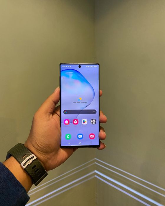 Samsung Note 10 256GB ideal srochna sotiladi!