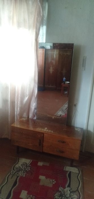 Продам трюмо.Зеркало 120х50см