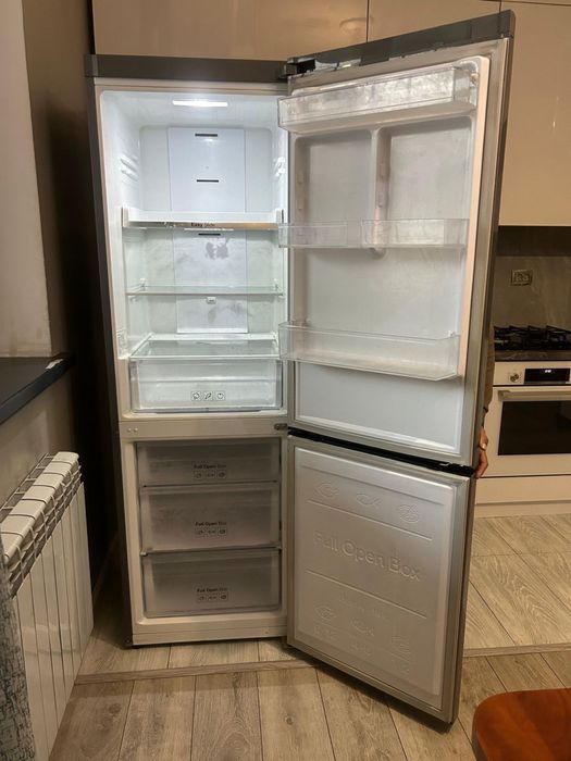 Холодильники разные с доставкой