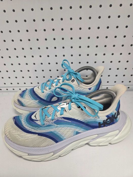 Оригинални дамски маратонки- Hoka Clifton Edge