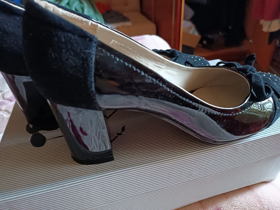 Туфли женские...