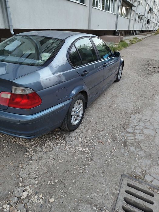 Автомобил BMW E46 316i