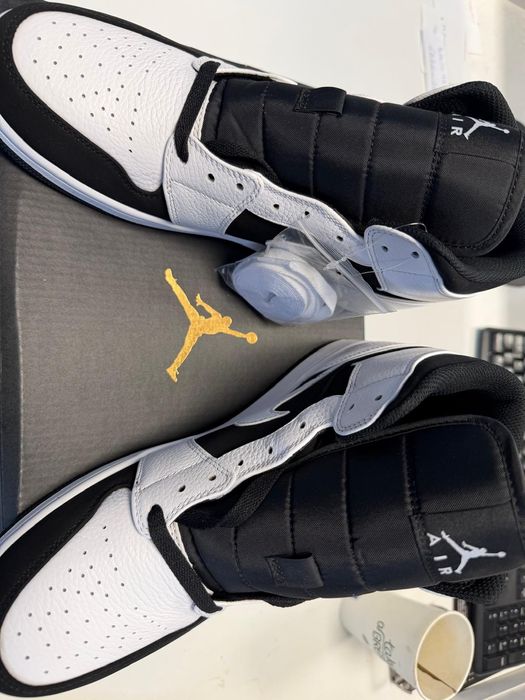 Air Jordan 1 TUXEDO MID