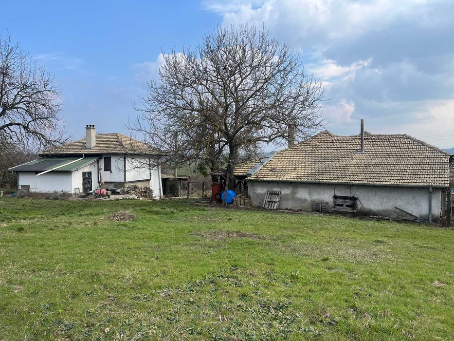 Продава се Къща в с. Берковски, Област Търговище - 120 кв.м за 270 €/кв.м - Снимка #23