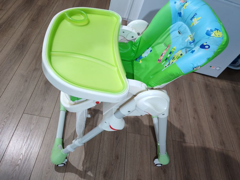 Продам стульчик для кормления