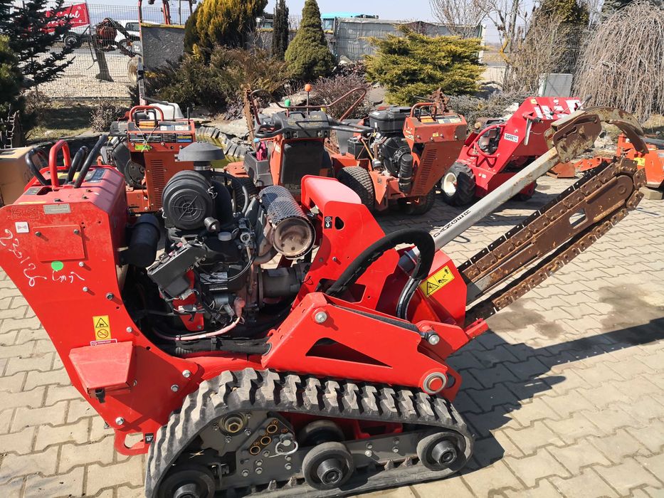 Utilaj de sapat santuri Ditch Witch C24X - gardenlogistic Brasov
