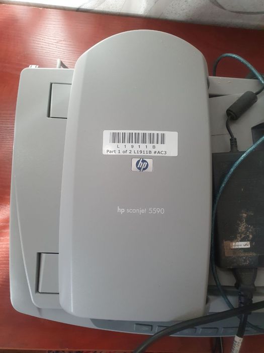 Продаю сканер HP Scanjet 5590