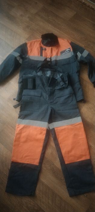 Продается спецодежда