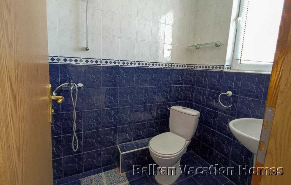 Къща до морето до Албена