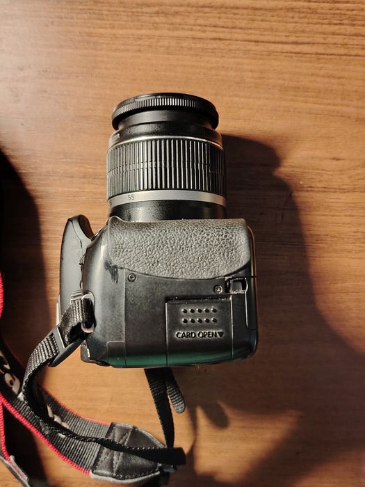 Canon EOS Rebel T2i (550D) срочно продаю