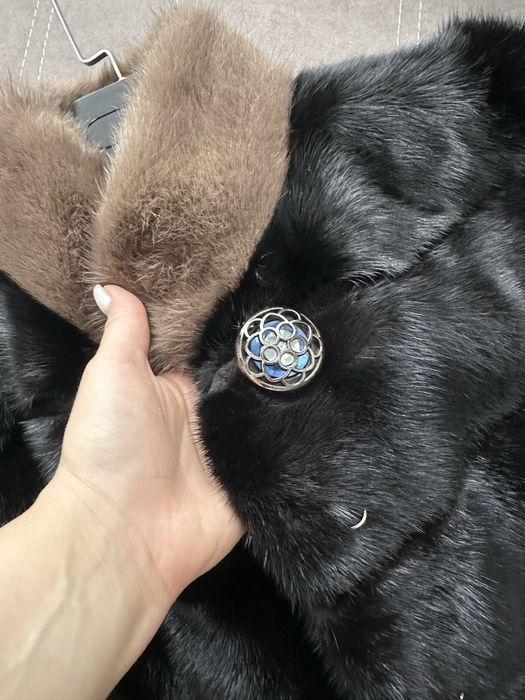 Продам норковую шубу