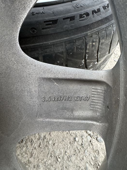 Оригинал Диск с резиной!