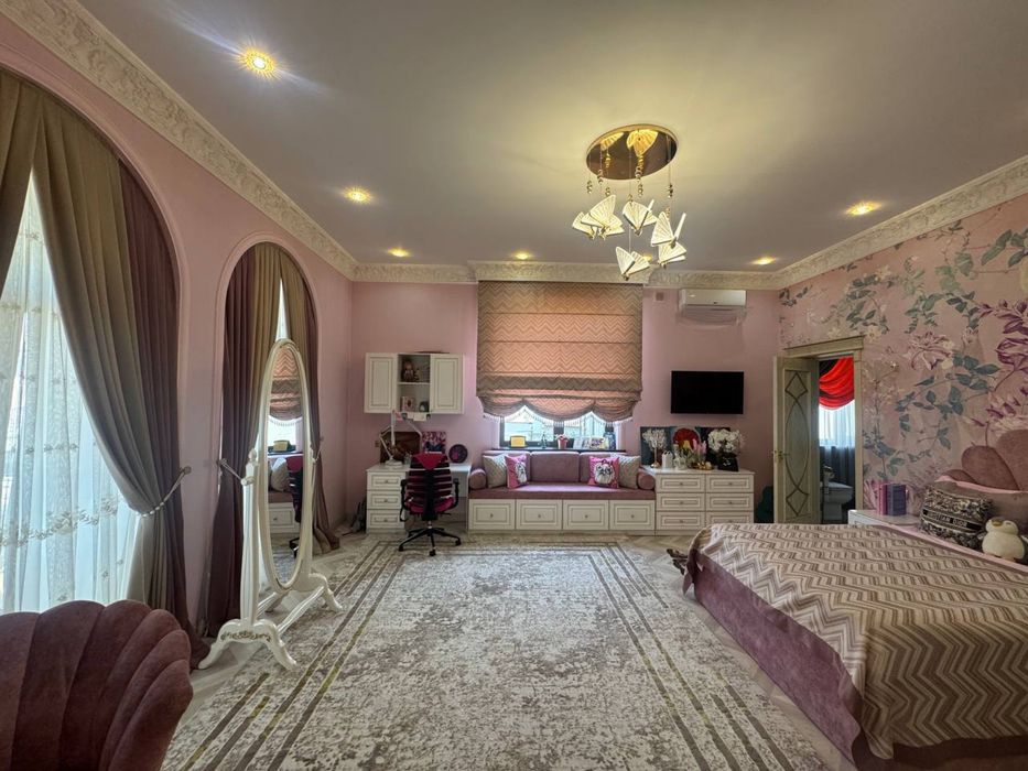 Продаётся Шикарный Евродом.