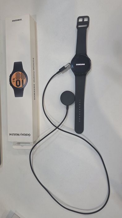 Samsung Galaxy Watch 4 44 (SM-R870)