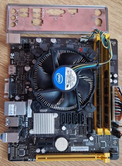 Kit pc 1151 cpui5 7400 12gb ddr3