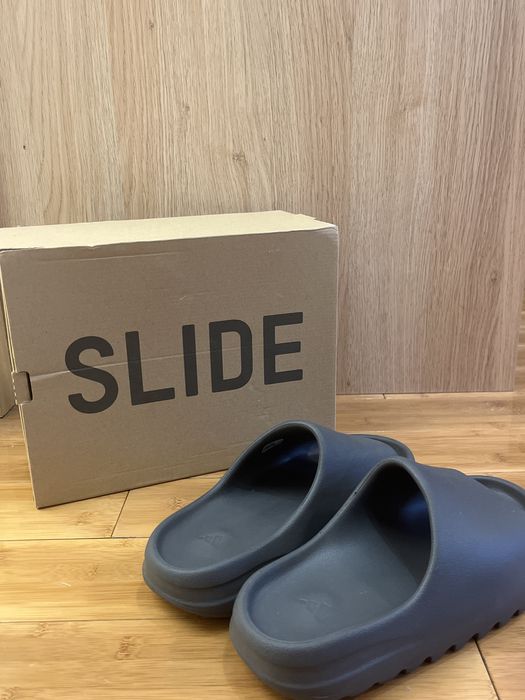 Yeezy Slides - 42 размер
