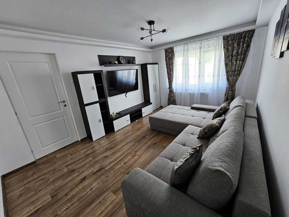 Inchirez apartament regim hotelier - 3 camere