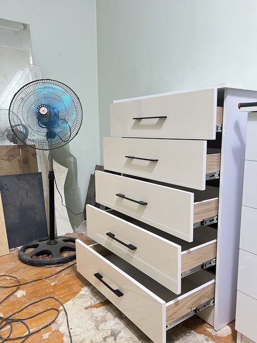 Kamod AKRIL Chester Boyi 110 Eni 84 Chuqurligi 45