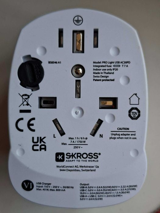 Адаптер за пътуване  - SKROSS PRO Light USB AC30PD