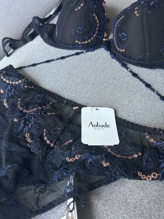Set lenjerie Aubade Paris nou cu etichete 75B si S