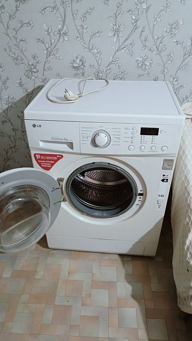 Продается стиральная машина LG